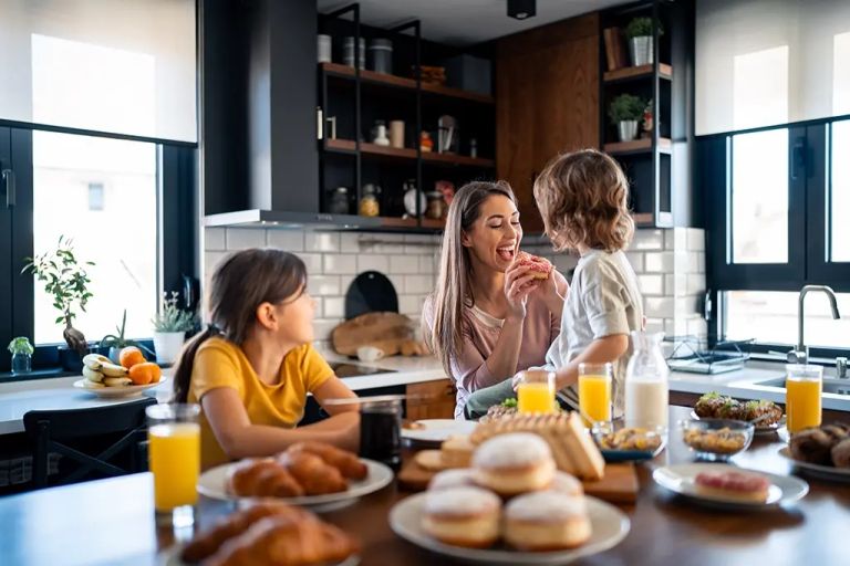 Whole Life vs Universal Life Insurance: What’s the Difference?