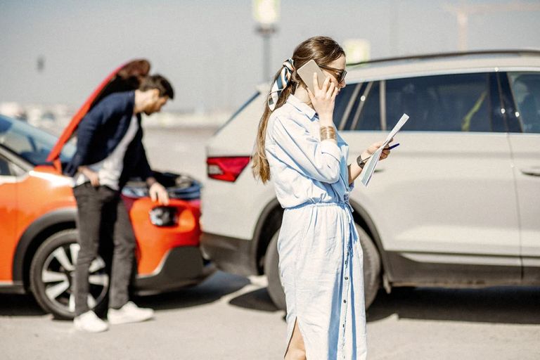 Que faire après un accident de voiture : guide